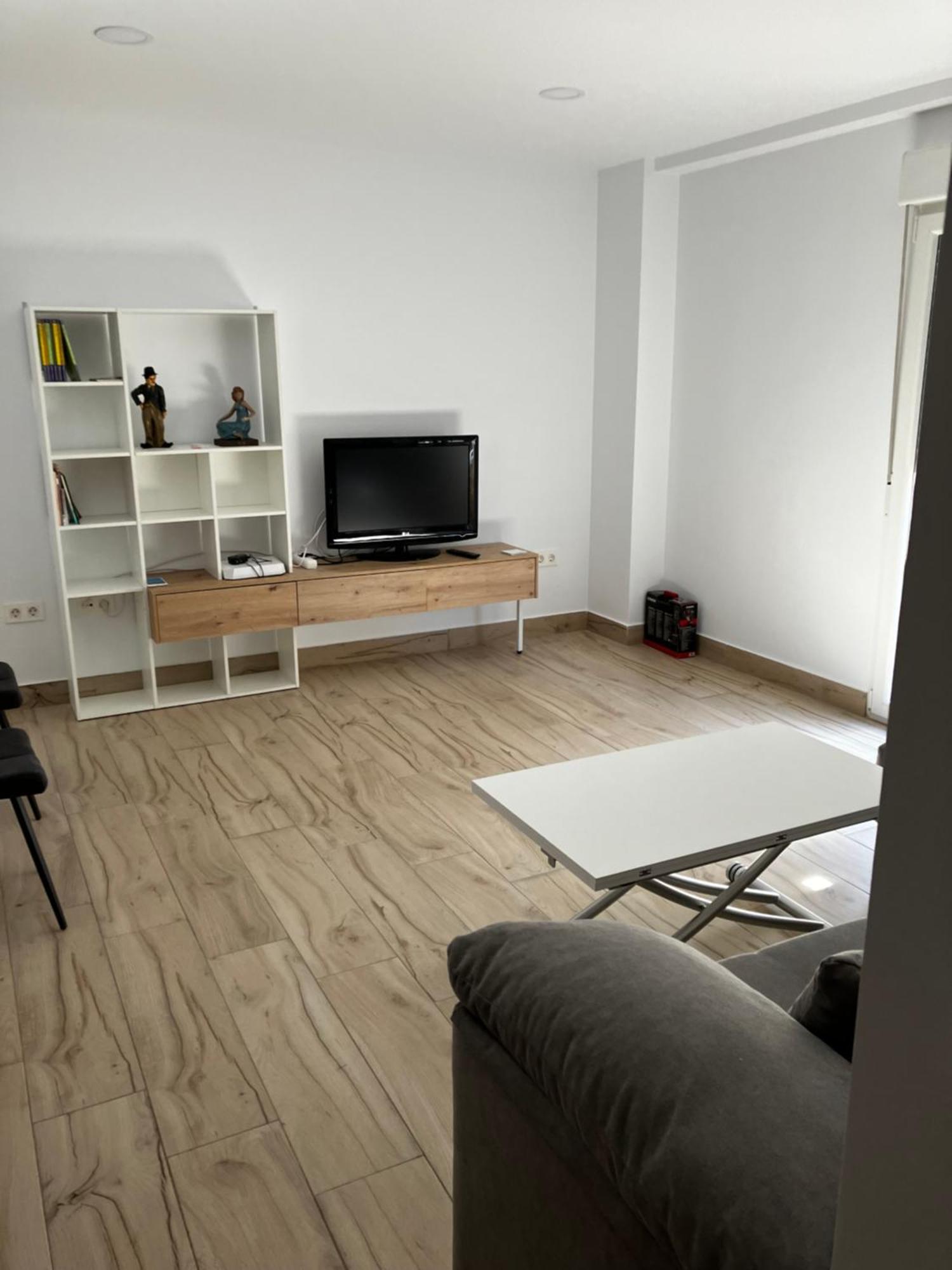 Apartamento En Camino De Ronda De Dos Habitaciones Y Salon Granada Ngoại thất bức ảnh