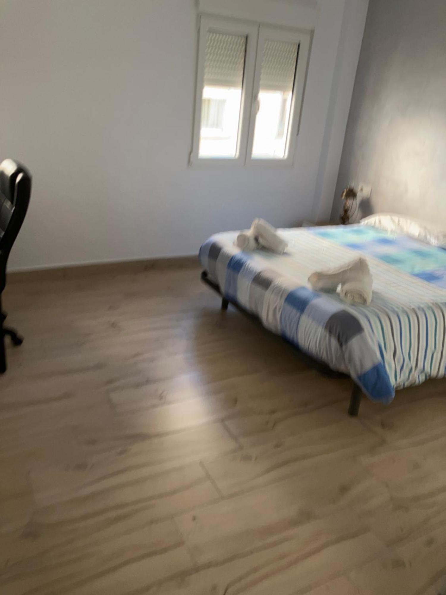 Apartamento En Camino De Ronda De Dos Habitaciones Y Salon Granada Ngoại thất bức ảnh