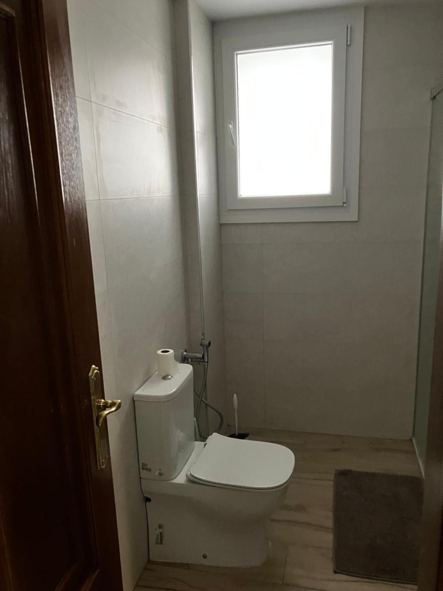 Apartamento En Camino De Ronda De Dos Habitaciones Y Salon Granada Ngoại thất bức ảnh